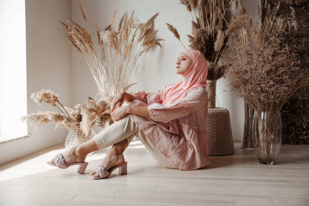 Top Modest Fashion Picks for 2025: Rămâi Elegantă, Încrezătoare și la Modă cu YELYZ