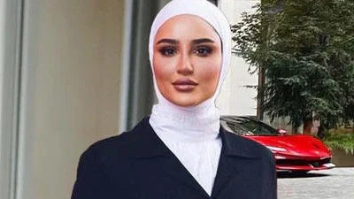 Yelyz.com: Ghidul tău complet pentru moda feminină și tendințele vestimentației modeste în 2025