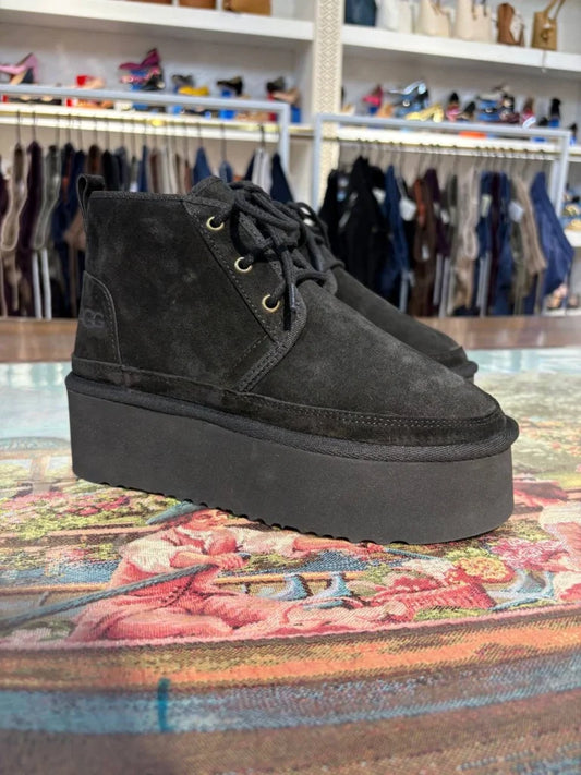 UGG
